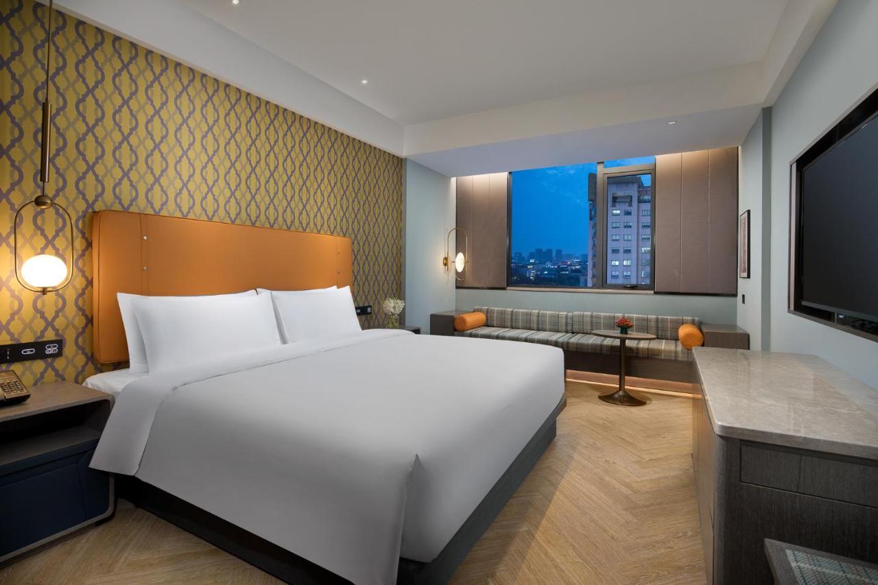 Kasion Pugis Hotel Иу Экстерьер фото
