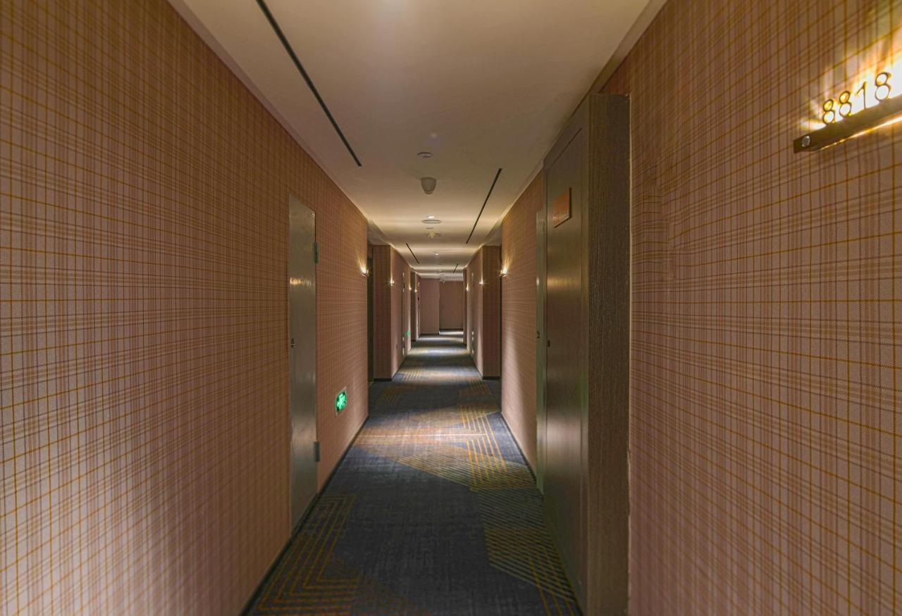 Kasion Pugis Hotel Иу Экстерьер фото